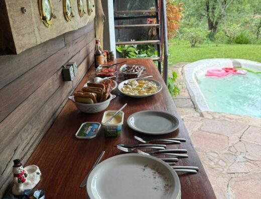 Hippo’s Way Lodge (15 Nzou Lodges)