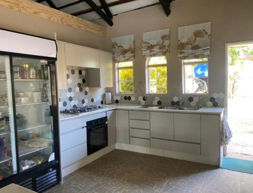 Hippo’s Way Lodge (15 Nzou Lodges)