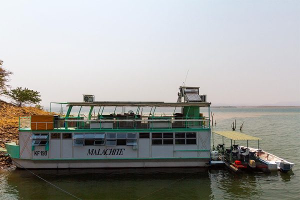 malachite-houseboat-gallery14